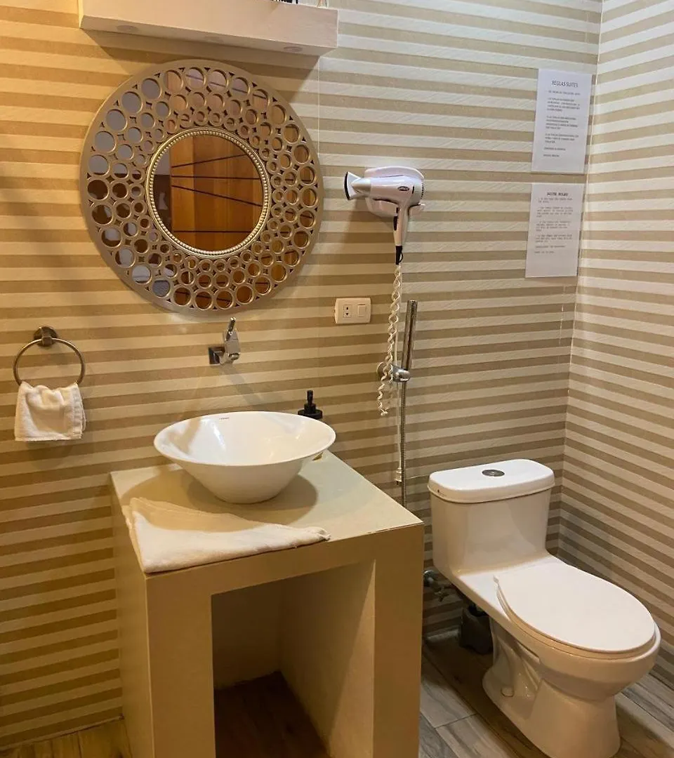 Suitehome Puerto Ayora  Homestay